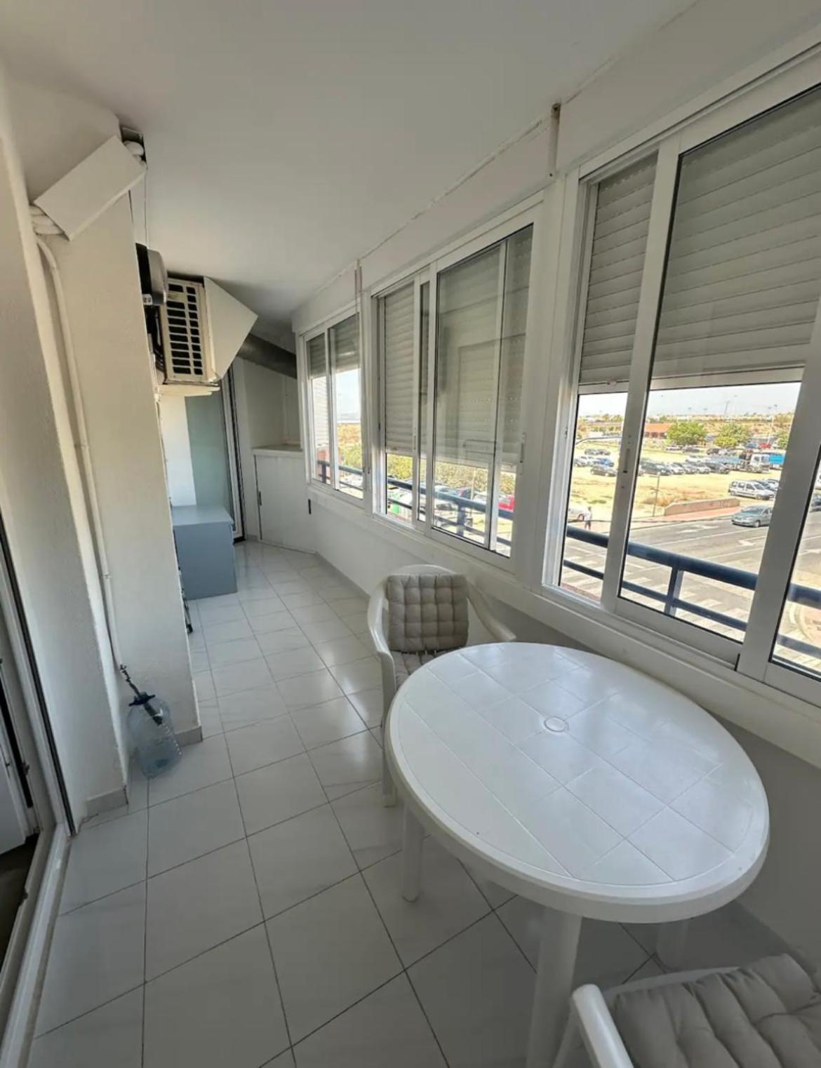 Marina Apartment Torrevieja Luaran gambar
